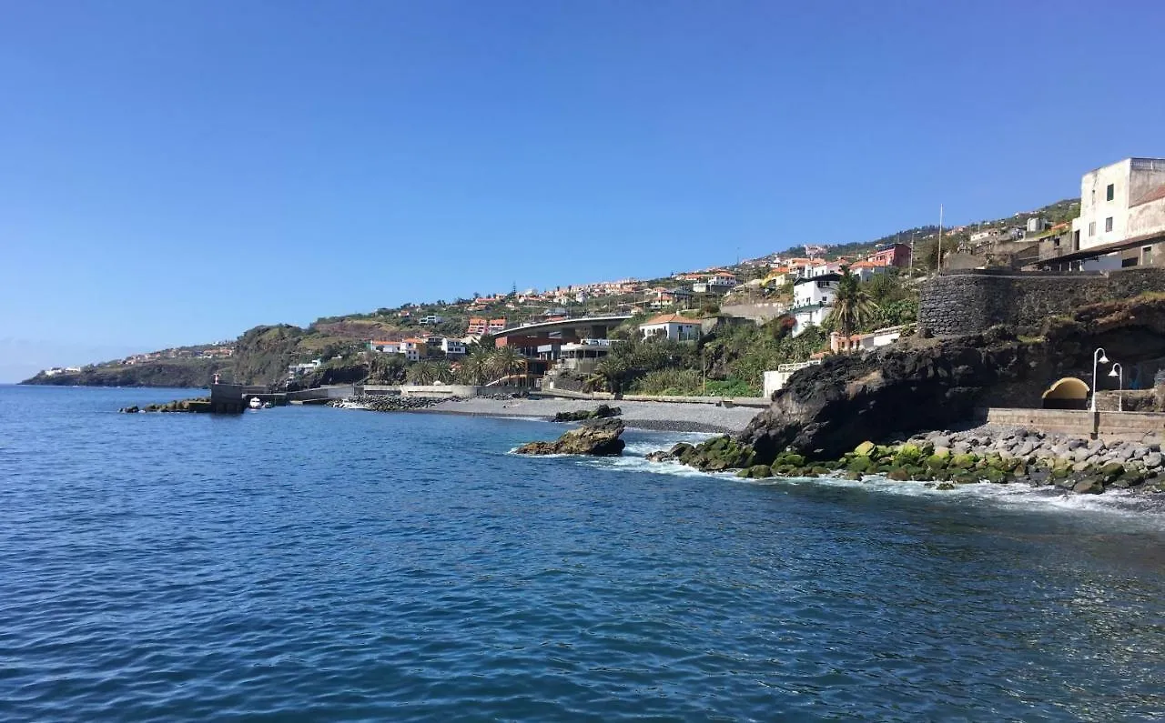 Triplex Terrasse Vue Exclusive Sur L Ocean ,Wifi Apartment Santa Cruz  Santa Cruz (Madeira)